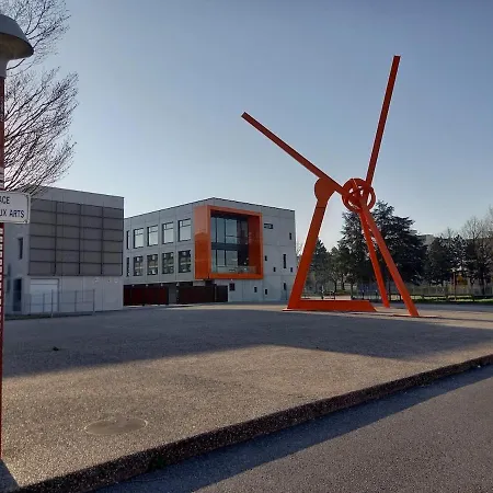 Hyper Centre De - N43 Valence